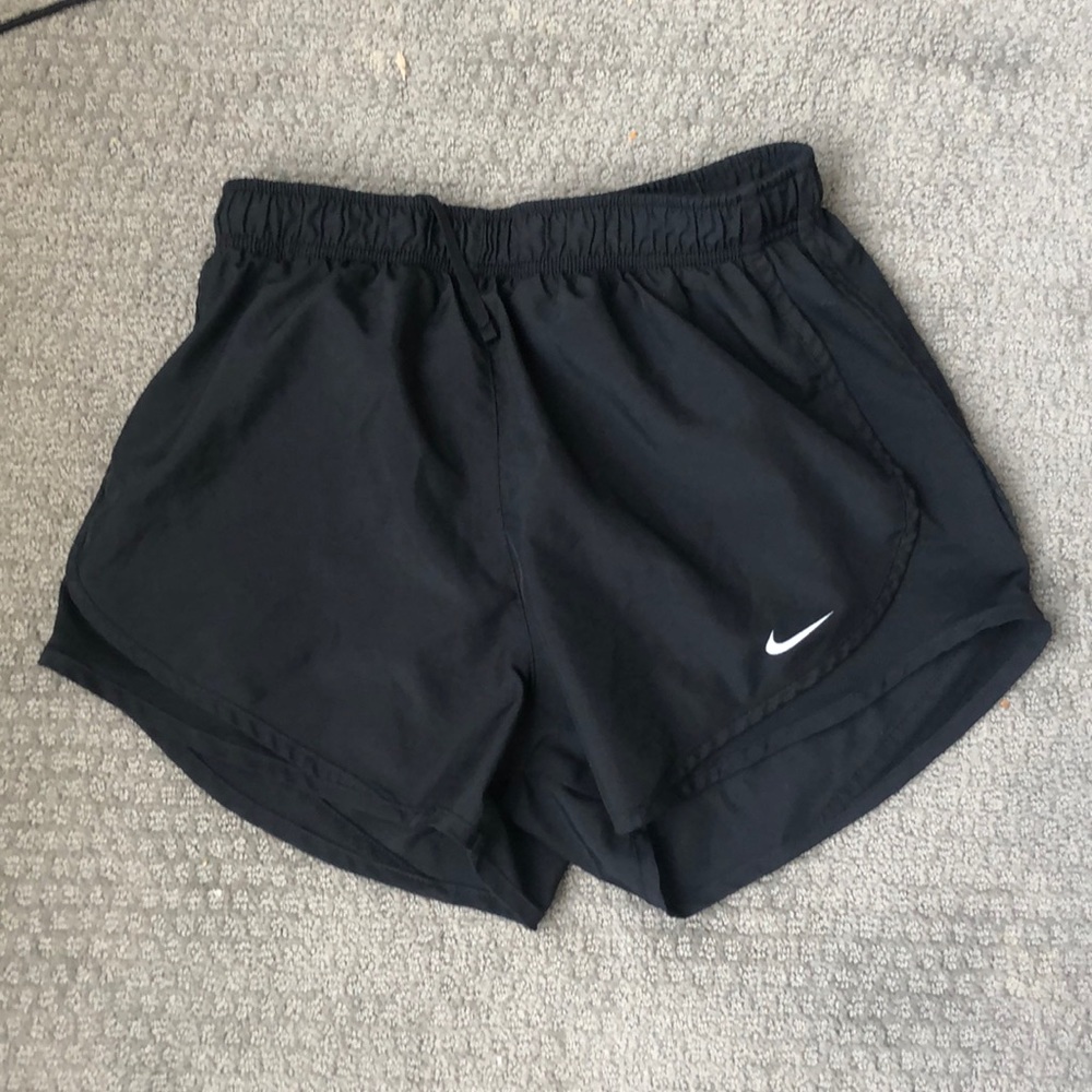 Nike running short
